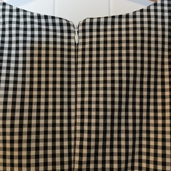 Classic Black and White Checkered Dress - Picture 4 of 8